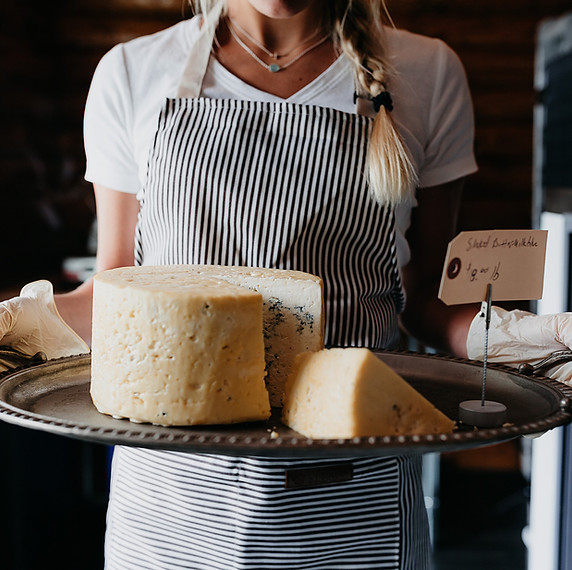 Branch + Daughter, Quality Meats and Market in Windsor, WI (3)