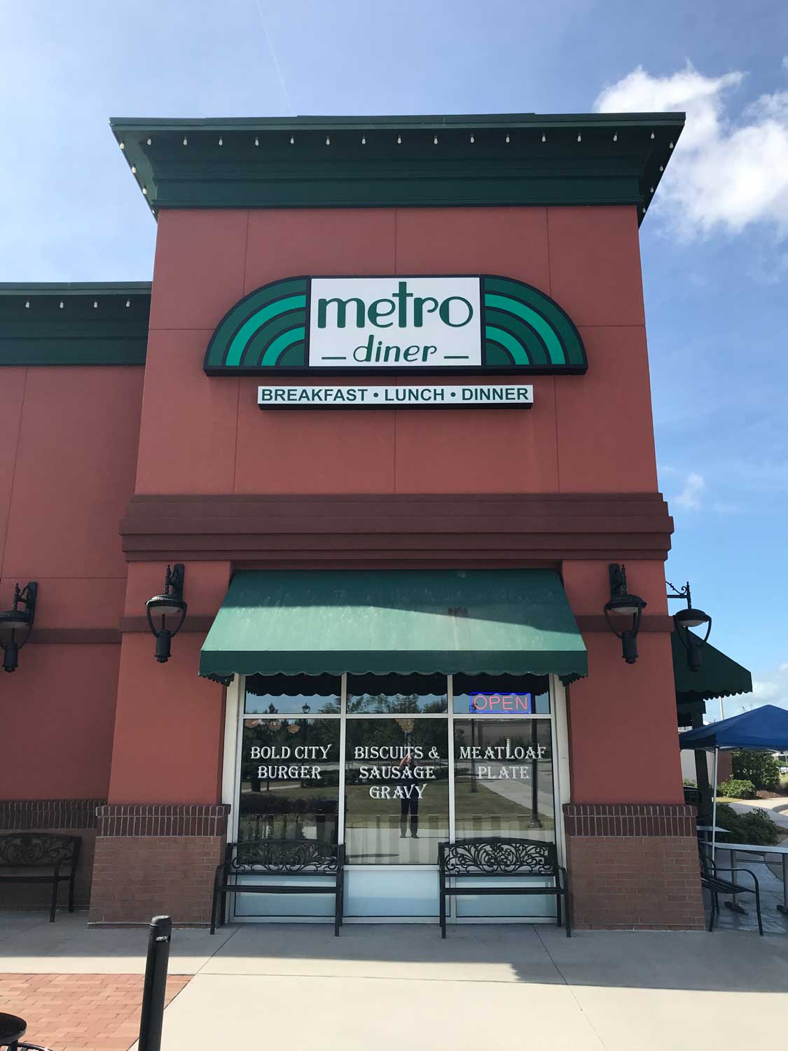 Metro Diner in Pooler, GA