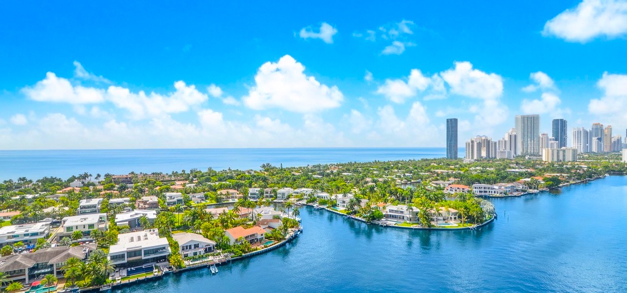 Silvia Olivera, Realtor, Miami Luxury Real Estate, Bal Harbour, Sunny Isles, Surfside in Bal Harbour, FL (3)