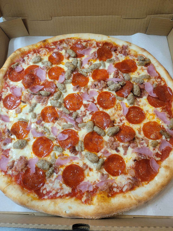 Pesos Pizza & Southwest Grill in Tunkhannock, PA (5)