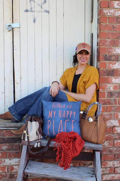 Southern Roots Salon & Boutique in Frankston, TX
