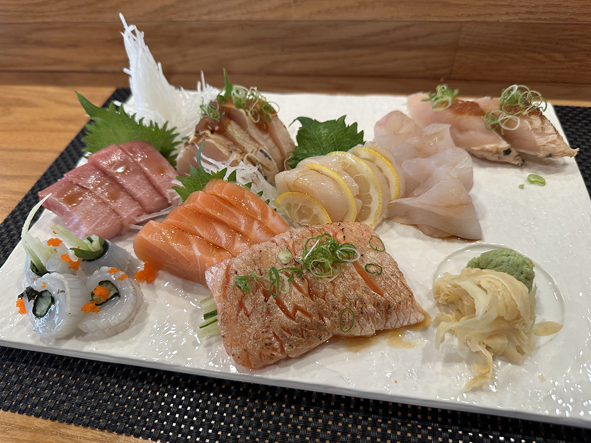 Land and Sea Sushi Bar, Hibachi and Noodles in Middleburg Heights, OH (5)