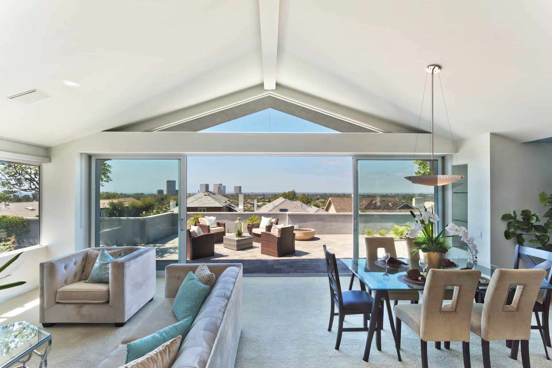 Debbie Marie l Principal @WaveCrest Real Estate in Irvine, CA (6)