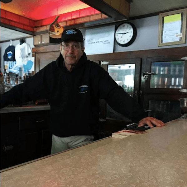 Birmingham’s Bar and Cottages in Sturgeon Bay, WI (4)
