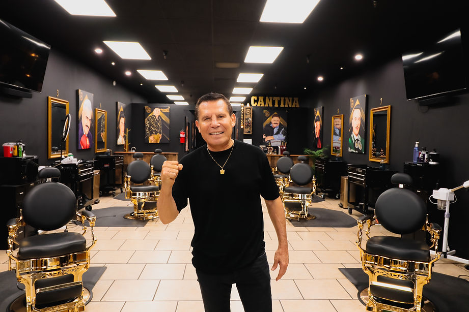 A La Moda Barber Shop in Palmdale, CA (3)