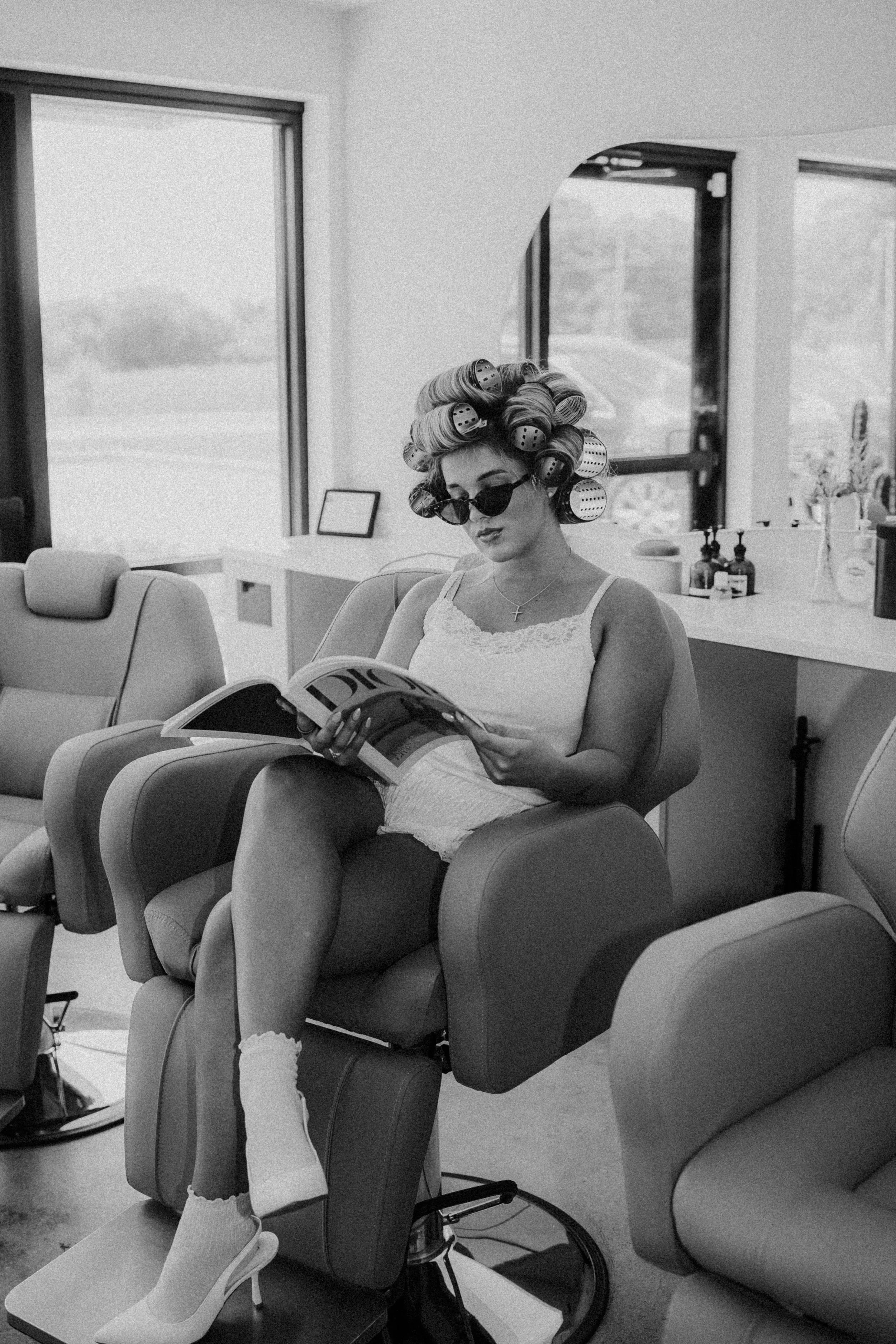 Moda Beauty Bar in Winfield, IN