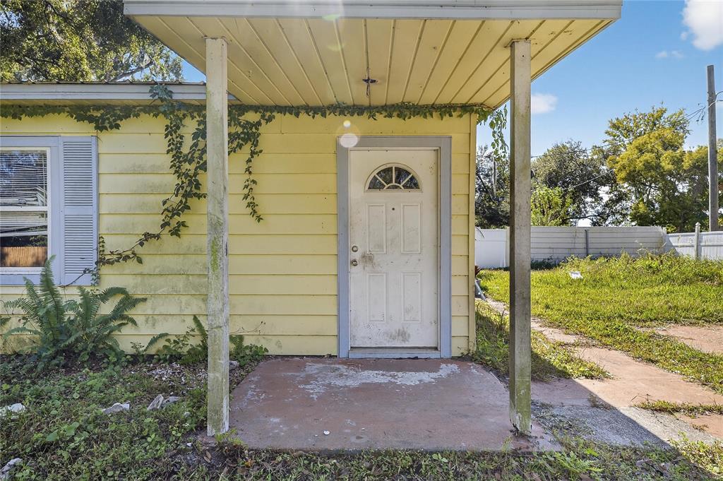Danielle M. Jones, Marzucco Real Estate Plant City, FL The Danielle Jones Team in Plant City, FL