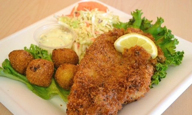 BayLobsters Café & Fish Market in Wooster, OH (4)