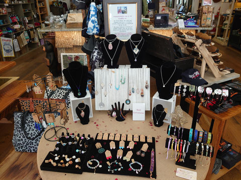 Mountain Laurel Gift Shop in Sylva, NC (5)