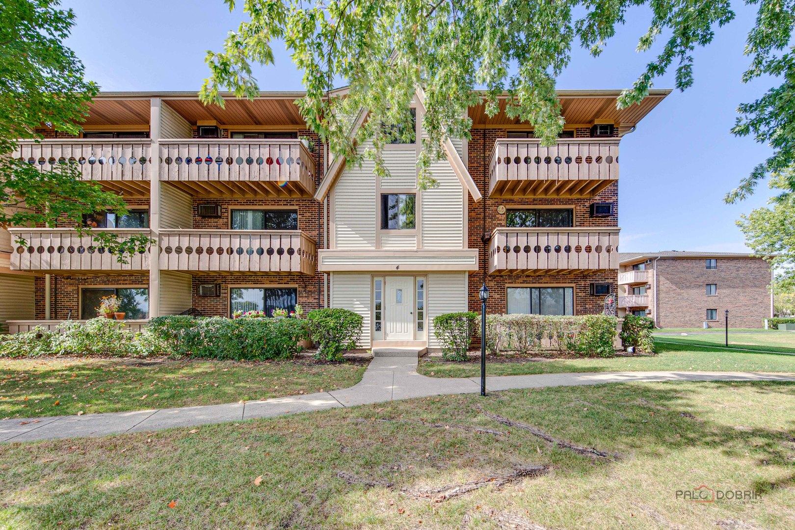 Gold & Azen Realty in Buffalo Grove, IL (4)