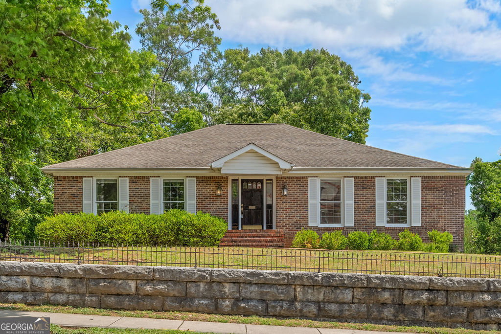 Your Home Sold Guaranteed Realty - Michelle Edwards Real Estate in Buford, GA (3)