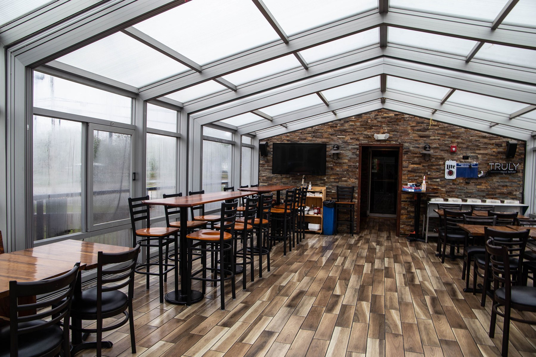 Prairie House Tavern in Buffalo Grove, IL