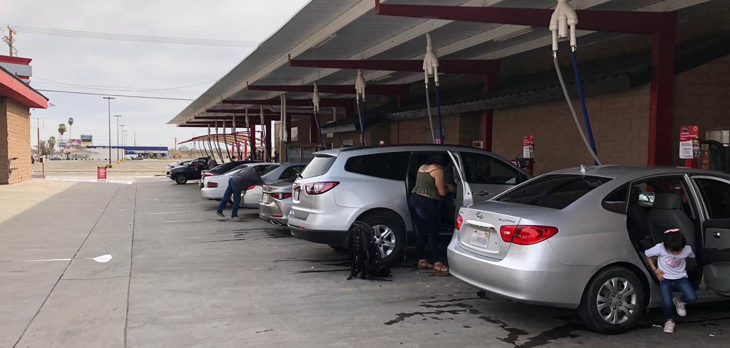 iClean Carwash in El Centro, CA (6)
