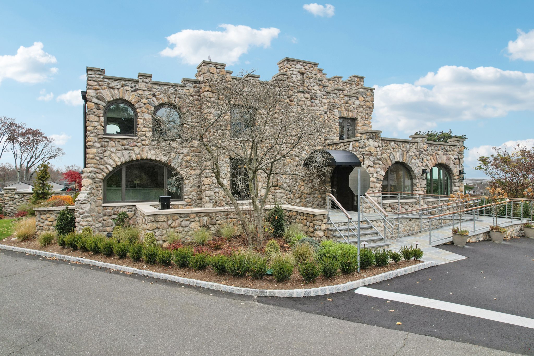 Kristin Graves, RE/MAX Properties in Saddle River, NJ