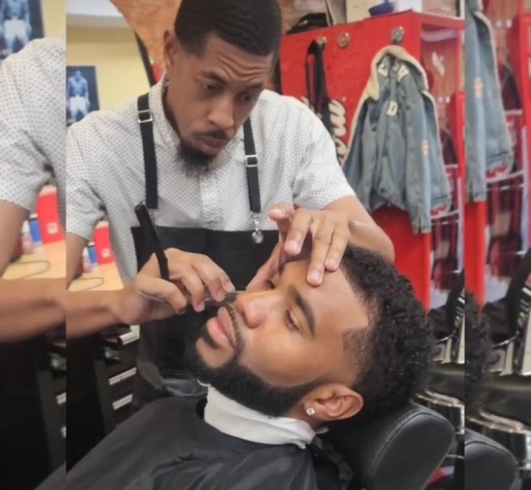 Bowtie Barber Sswimr in Philadelphia, PA (2)