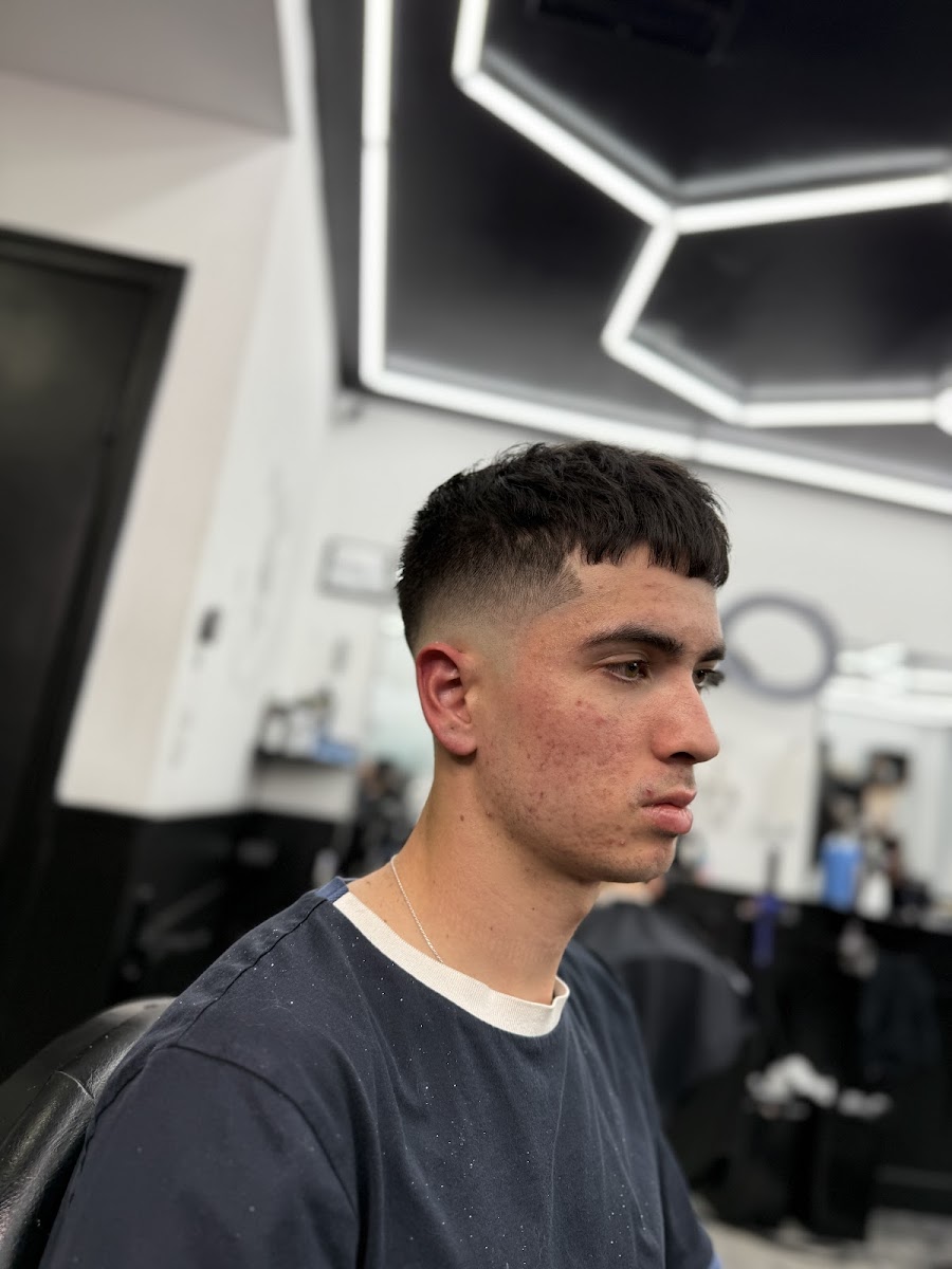 Jojo’s Barber Lounge in Glendale, CA (4)