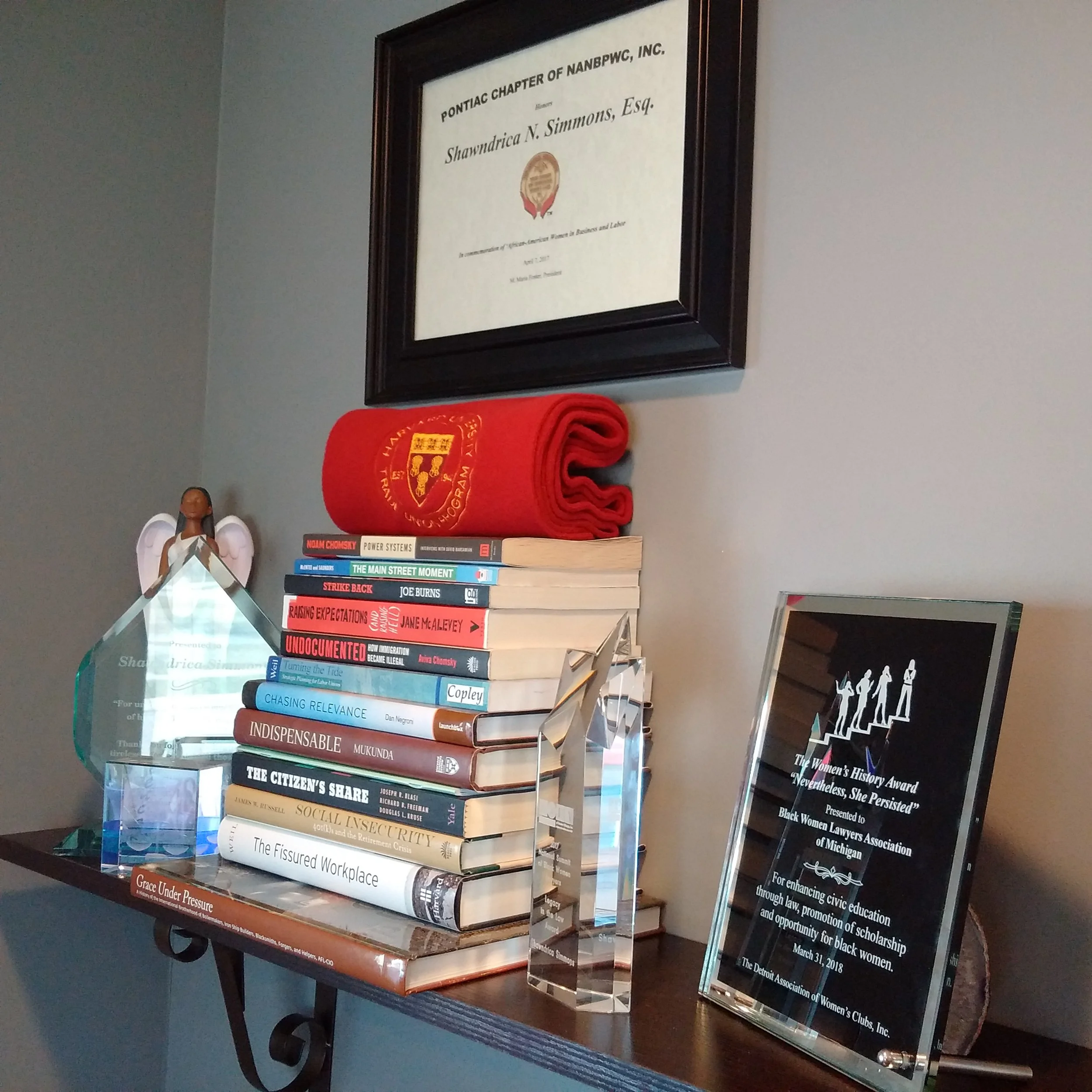 Simmons Legal dba the LawChic in Pontiac, MI (2)