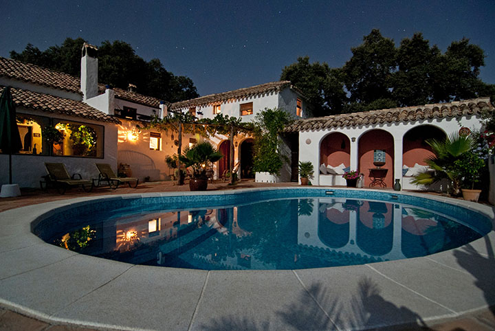 Vicente Arzate & Associates Real Estate in Oxnard, CA in Moorpark, CA (2)
