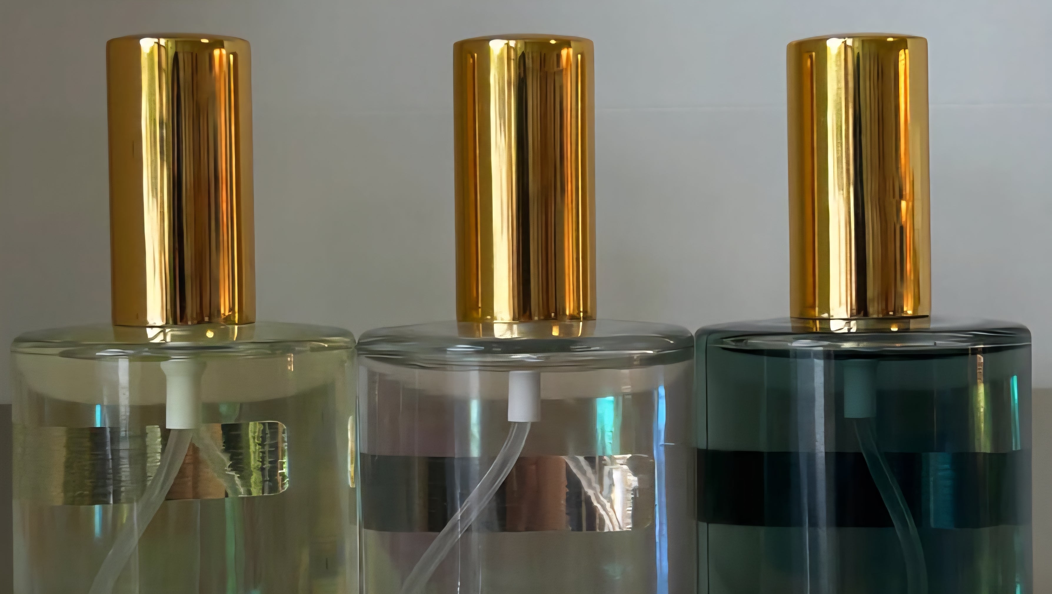 Les Arômes NYC Perfumes store in Glendale, NY (2)