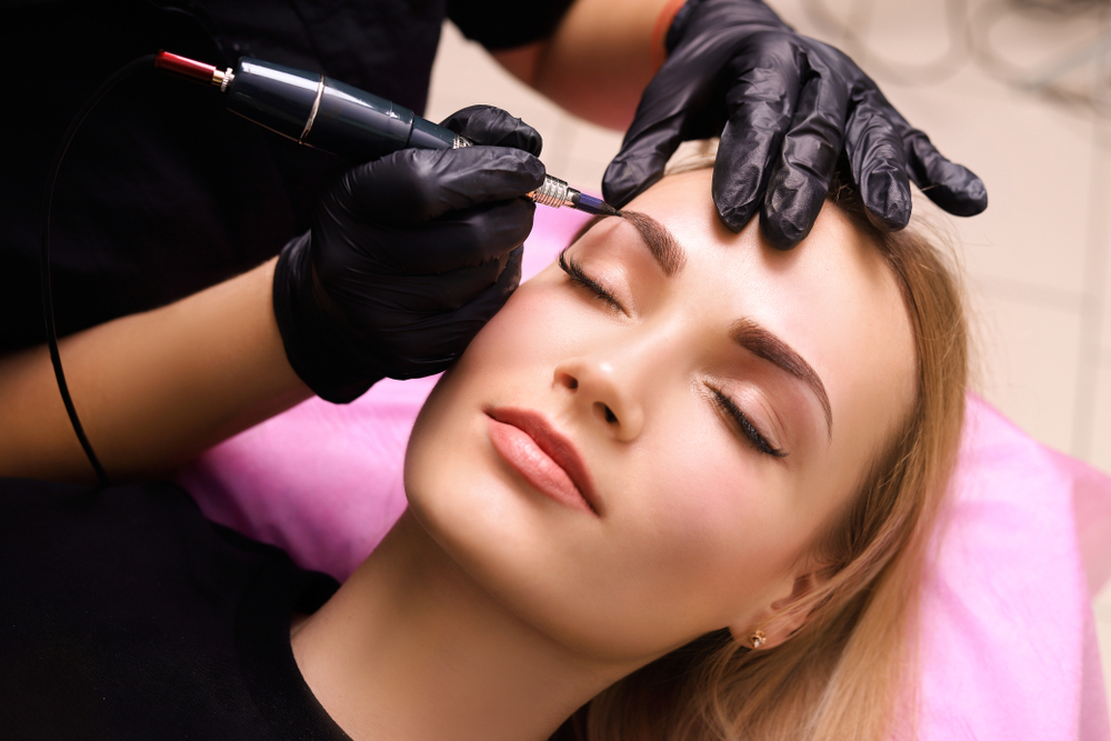California Nails & Spa in Wellington, FL