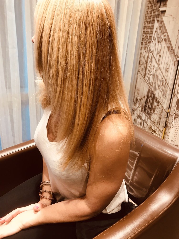 Coiffure & Coffee in Aventura, FL (3)