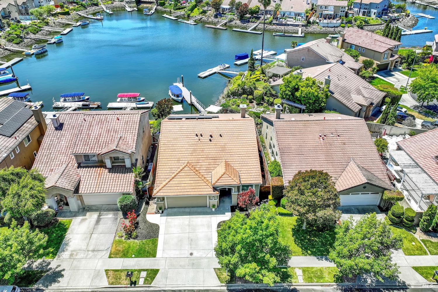 Shawna Terry, Realtor | Napa | Coldwell Banker Brokers of the Valley | Global Luxury Specialist in Napa, CA (2)