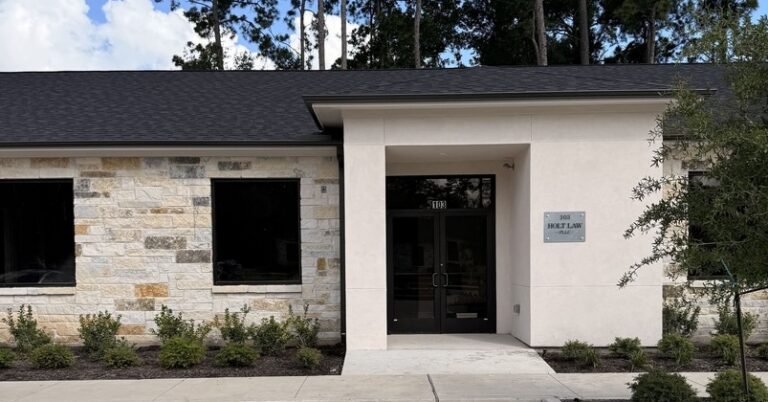 Holt Law in Houston, TX (3)