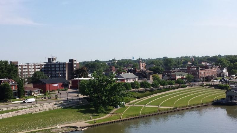 Meghan & Matt Emig, United Real Estate Louisville in Louisville, KY (6)