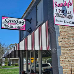 Sandy's Upscale Consignment in Walworth, WI (3)