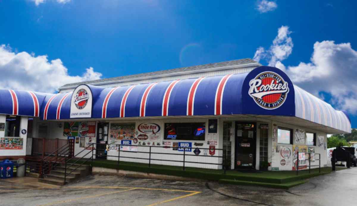 Rookies Food & Spirits in Mazomanie, WI (5)