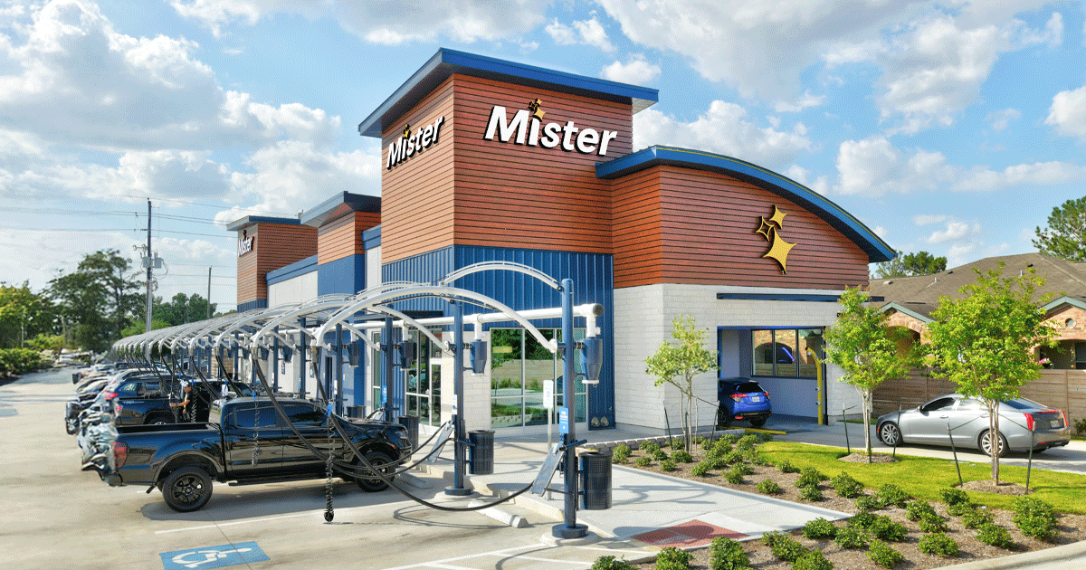 Mister Car Wash in Delano, CA