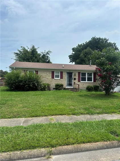 Shandra Cauthen, Realtor - Your Virginia Beach Living Brokered by LPT Realty in Chesapeake, VA (3)