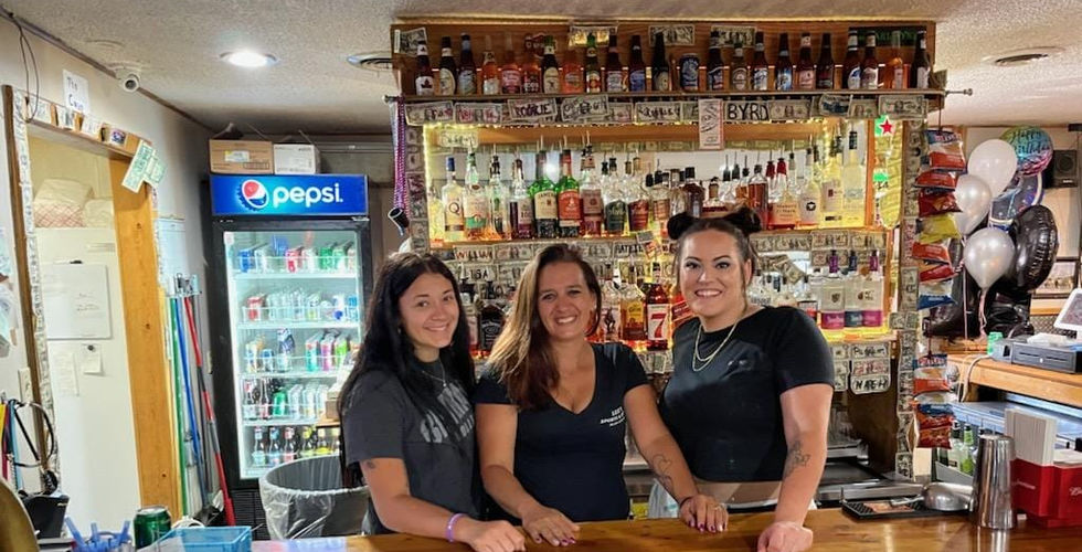 Lee's Sports & Spirits in Plain City, OH (2)