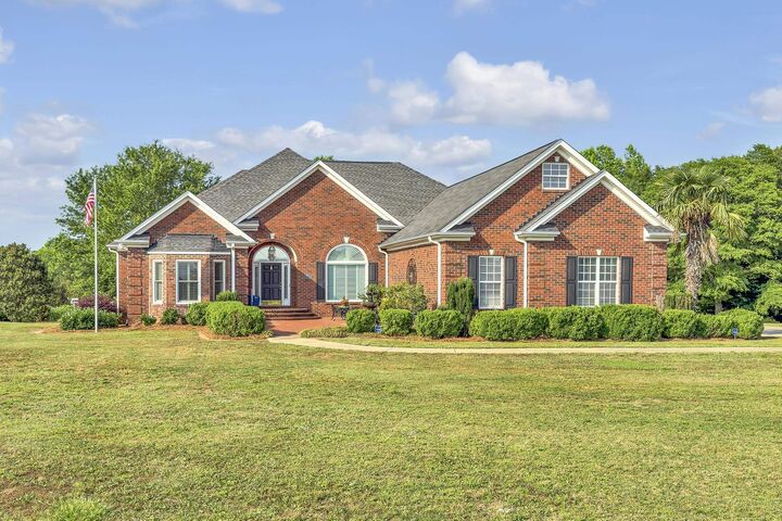 Katie Jordan, Realtor_Coldwell Banker Caine in Spartanburg, SC (5)