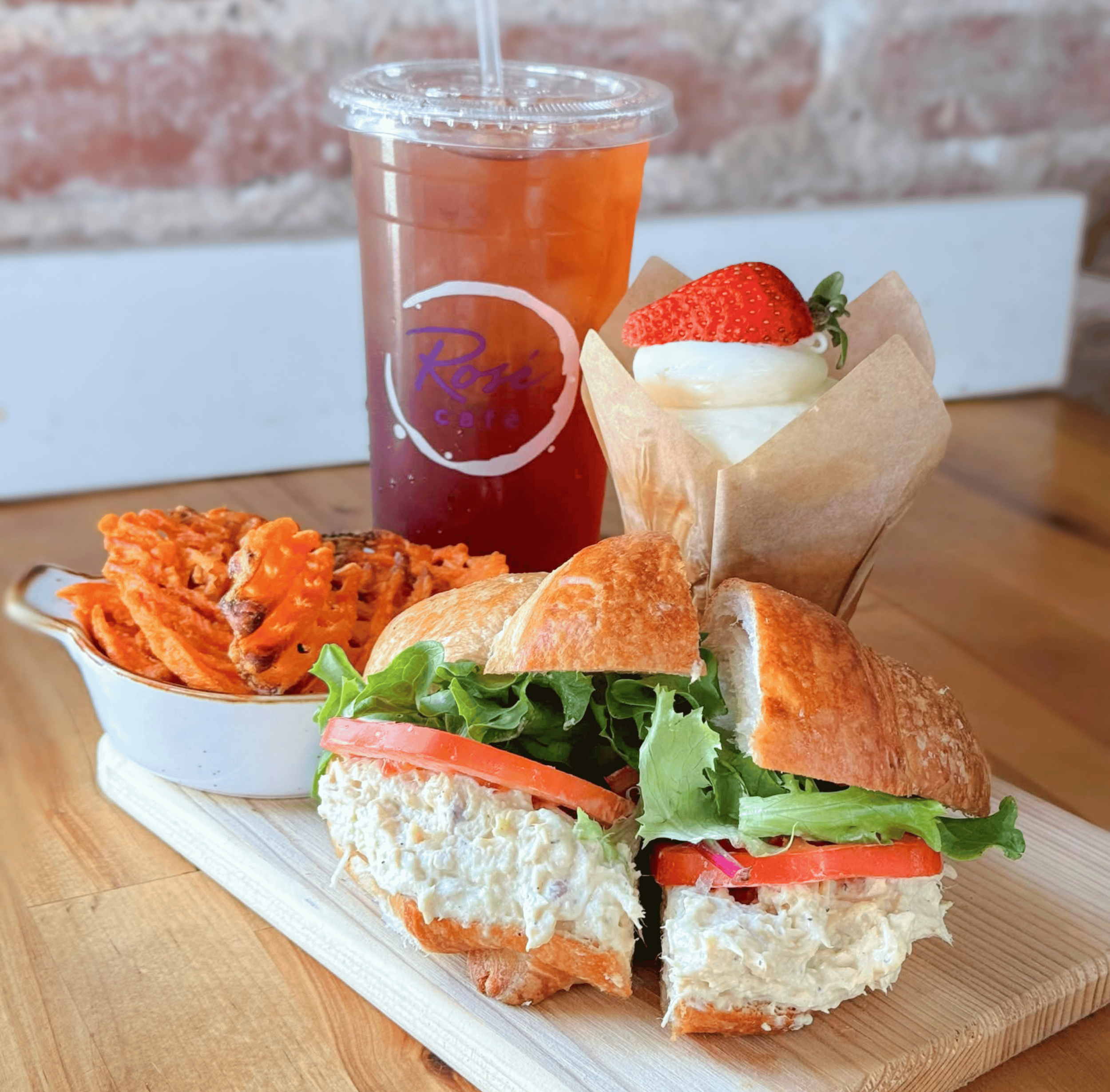 Rosé Café and Bakery in Arcadia, FL