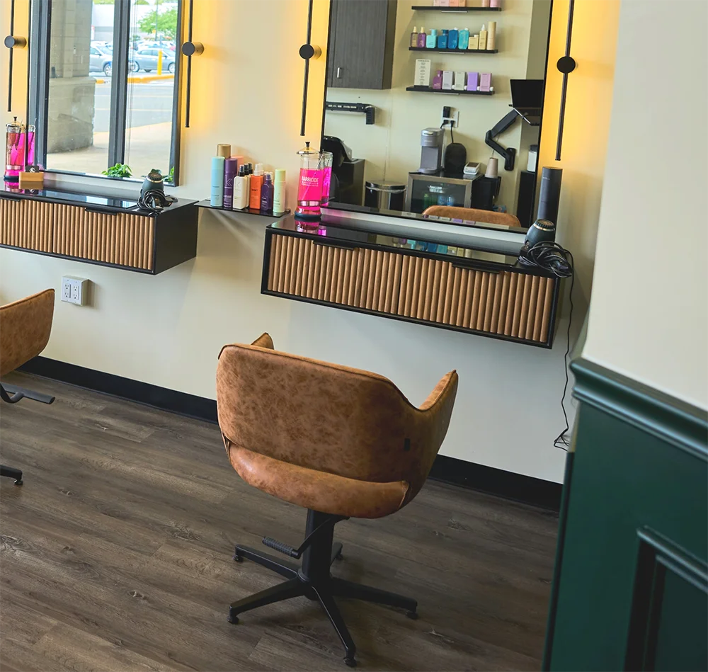 Phenix Salon Suites - Live Oak in Live Oak, TX (3)