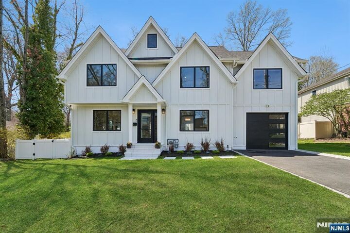 Barri Plawker in Englewood Cliffs, NJ (4)