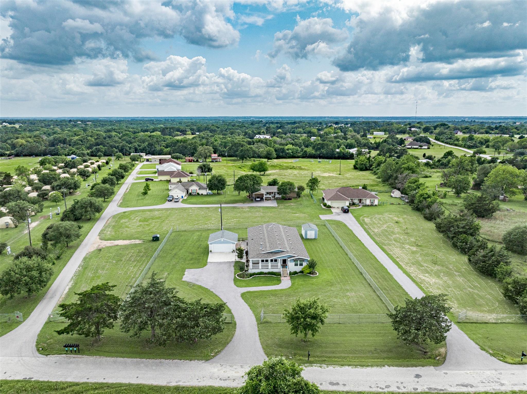 Lindi/Camaron Team in Brenham, TX (3)
