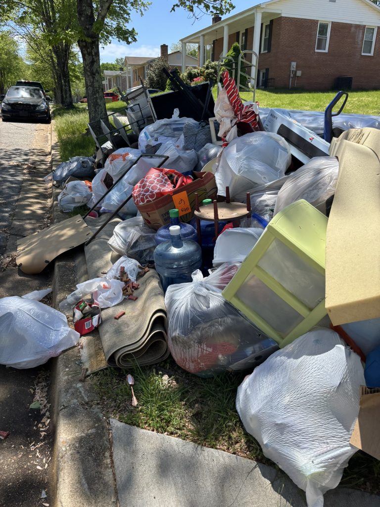 OneCALL iHAUL LLC-Junk Removal in District Heights, MD (4)