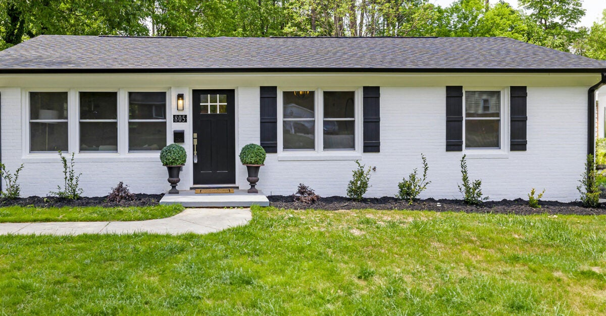 Crystal & Caitlin Realtors in Lowndesville, SC (5)