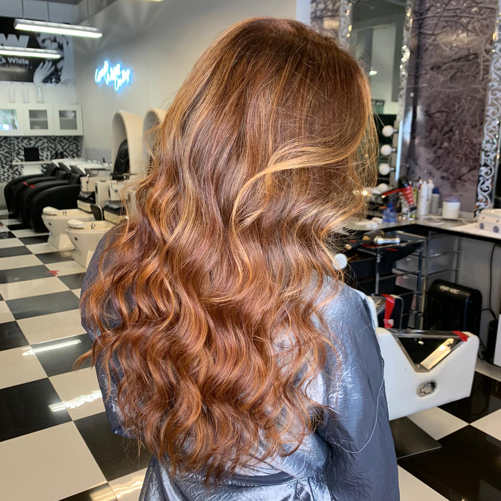 Black and White Salon and Nail Spa in Doral, FL (6)