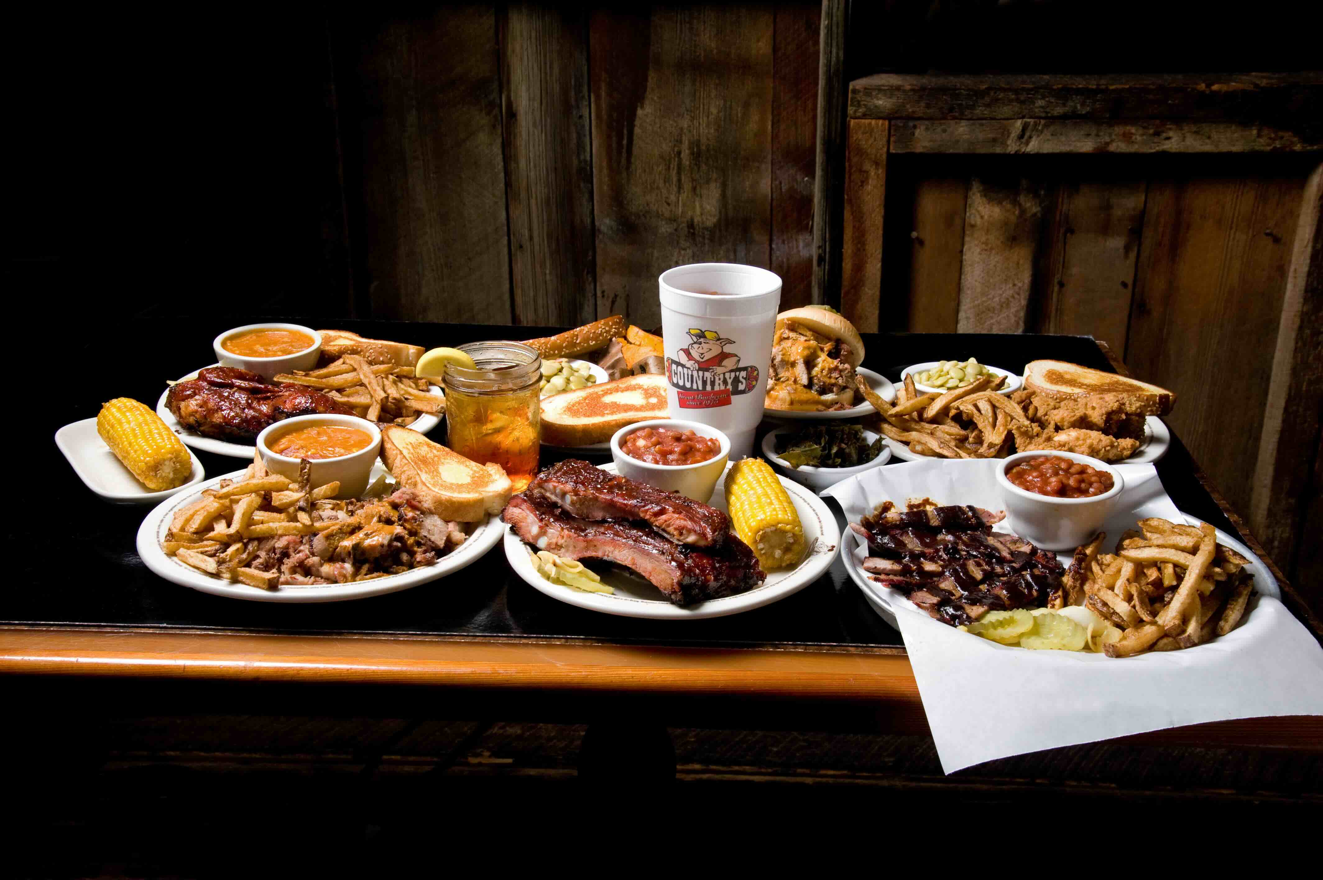 Country's Barbecue North in Columbus, GA