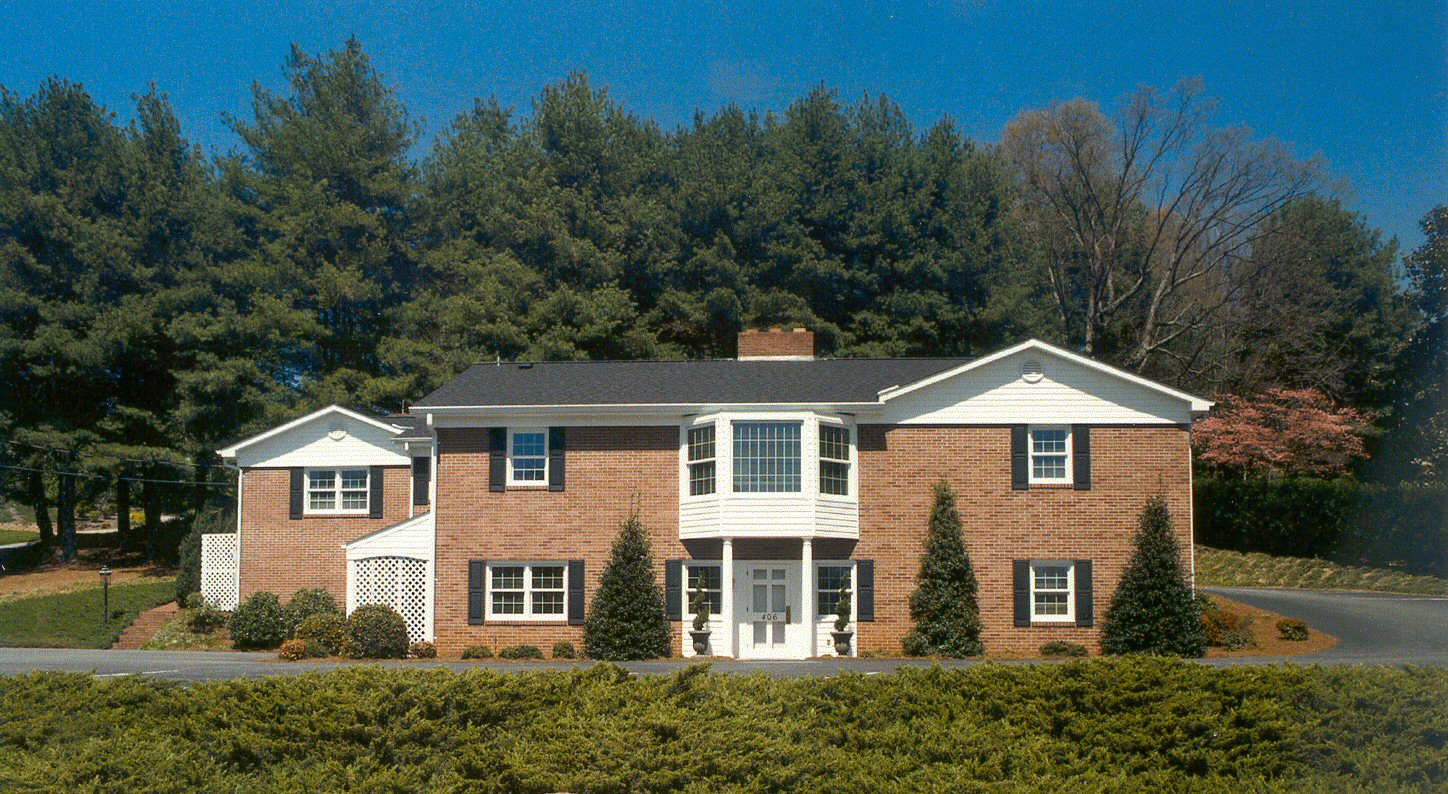 Applefield Realtors in Wilkesboro, NC (4)
