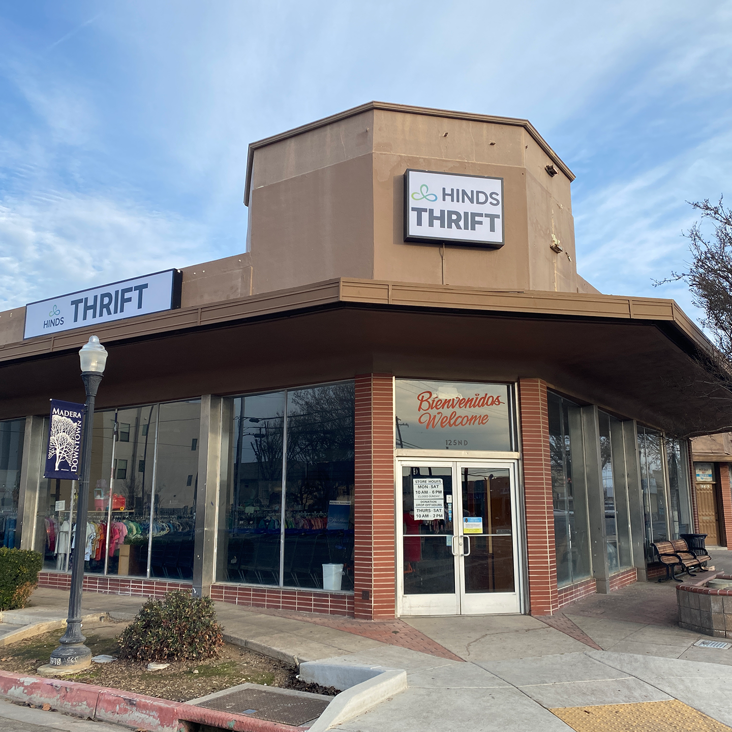 Hinds Thrift in Clovis, CA