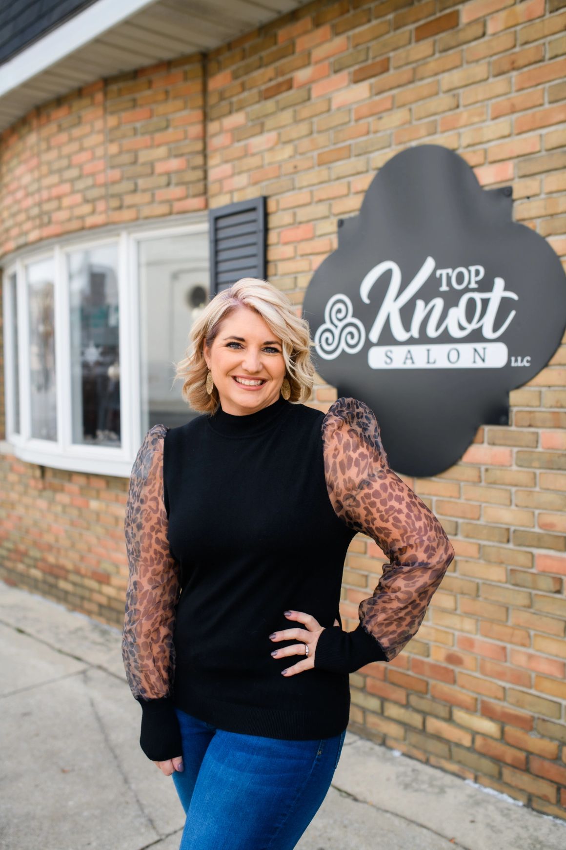 Top Knot Salon in Kenton, OH