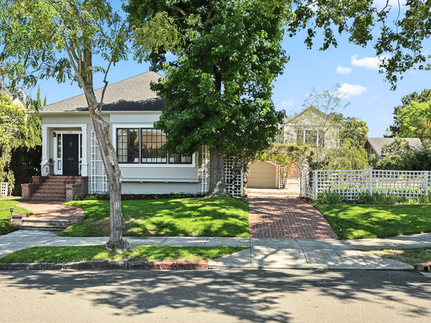 Denise Lucchesi, Realtor in Petaluma, CA (2)