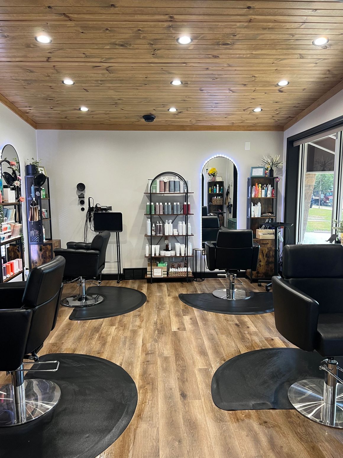 Wildflower Beauty Bar in Valparaiso, IN
