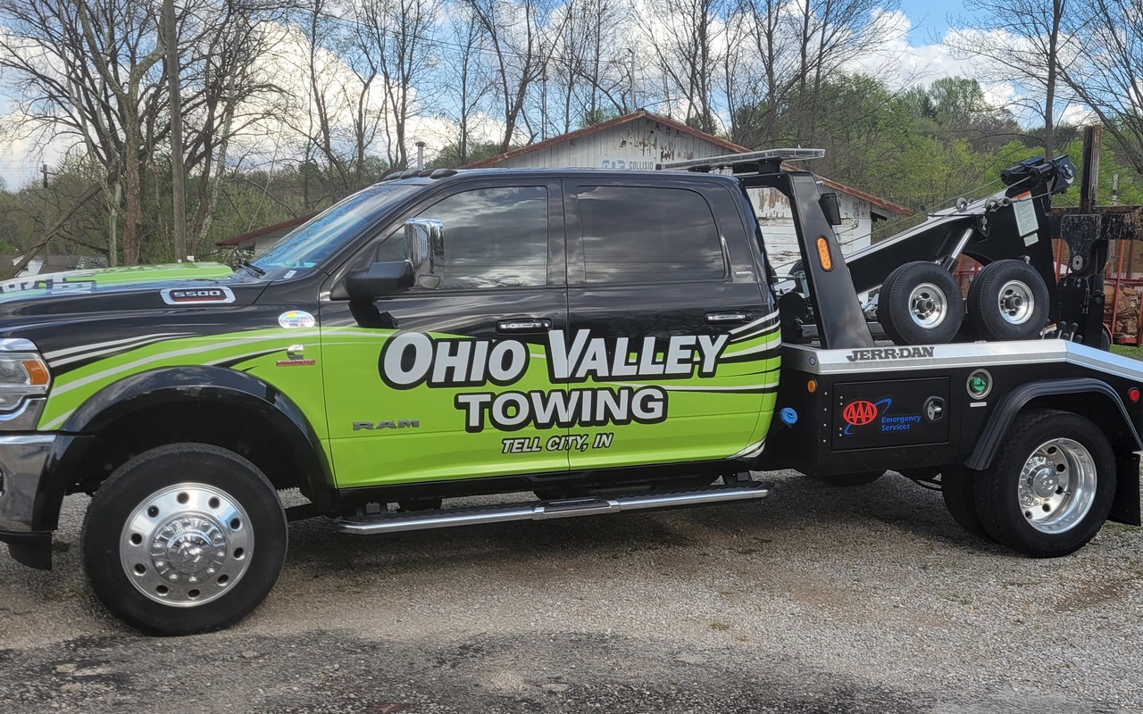OHIO VALLEY TOWING & AUTO REPAIR LLC in Tell City, IN