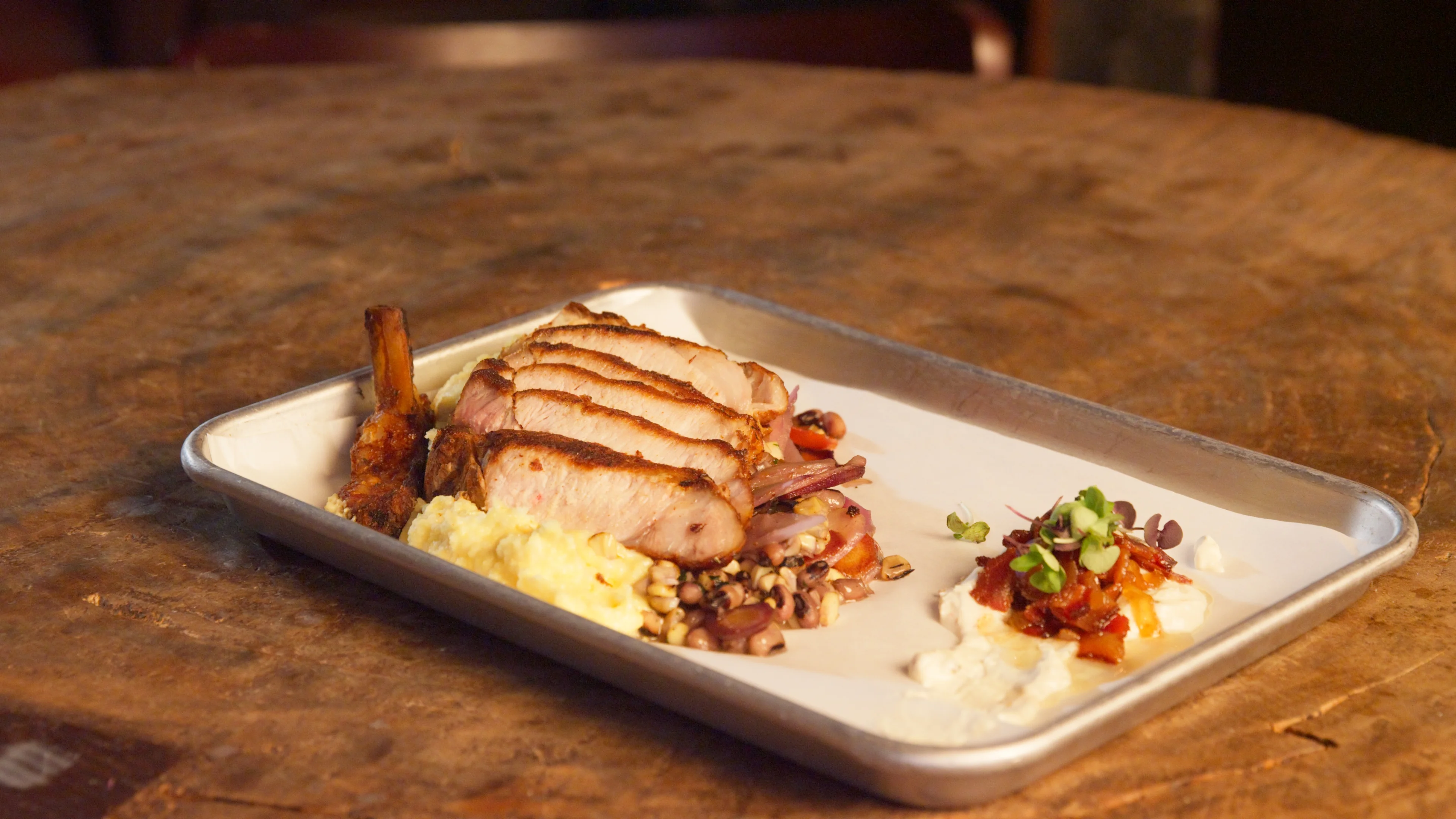 Flying Pig Pub & Kitchen in Oceanside, CA (2)