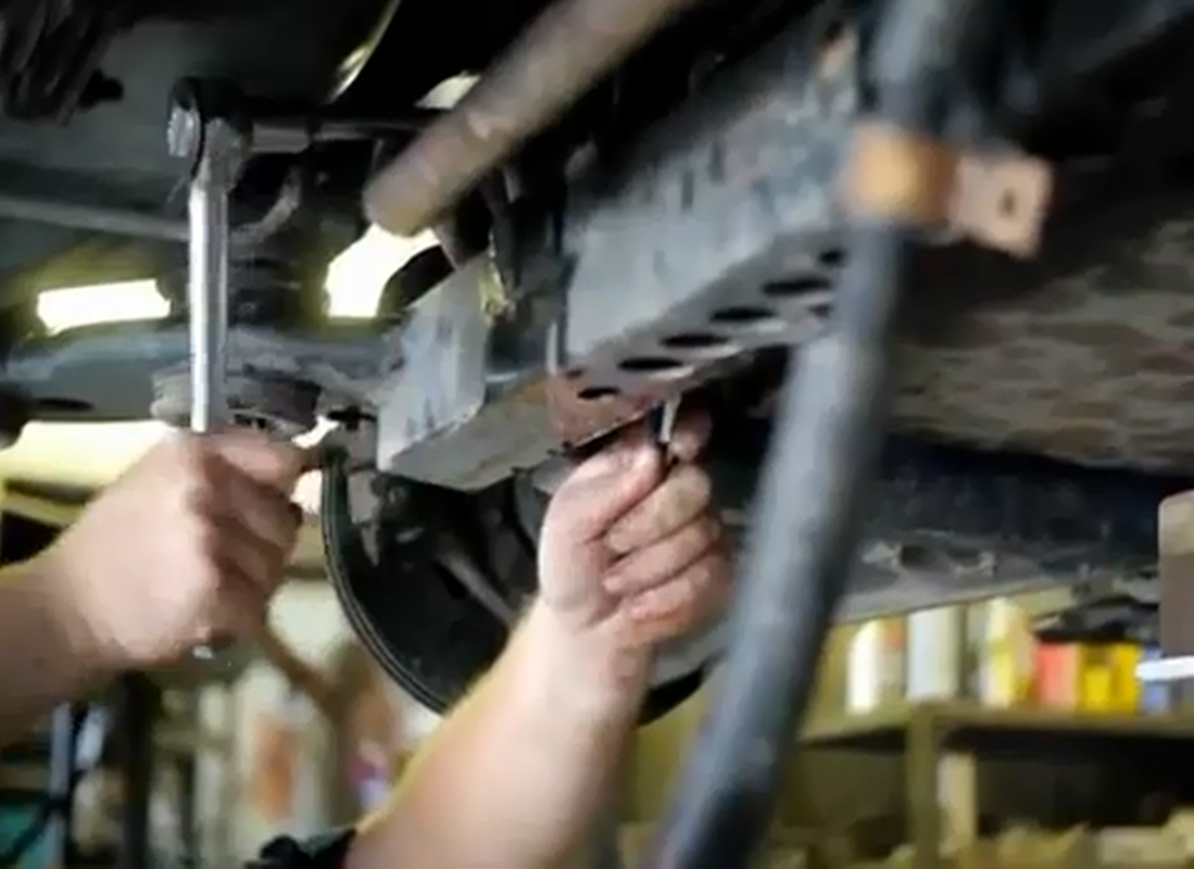 Red's Auto Center in Gallipolis, OH